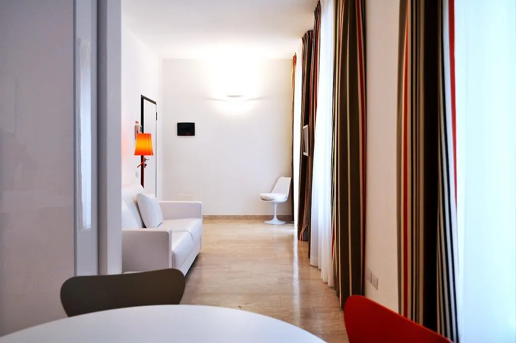 Bb Hotels Aparthotel Bocconi Milan